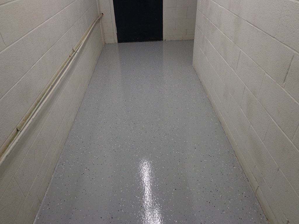 Vestidor institucional con epóxico